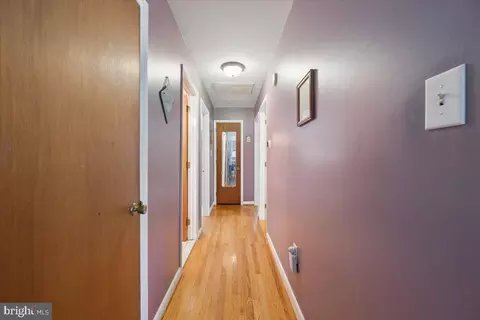 Entry Way - 5601 Calvert Dr, Frederick, MD 21703 photo 2 of 8