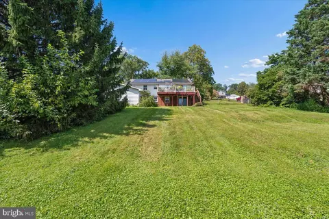 Exterior - 5601 Calvert Dr, Frederick, MD 21703 photo 8 of 21
