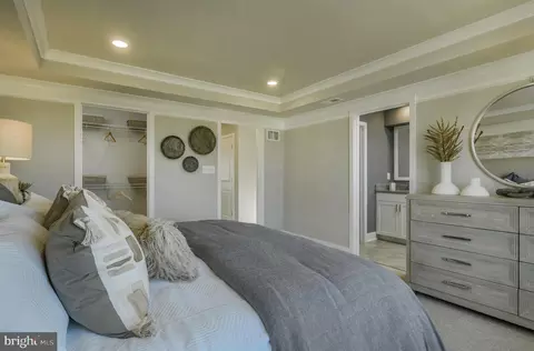 Bedroom - 1401 Clingmans Dome Dr, Frederick, MD 21702 photo 2 of 5