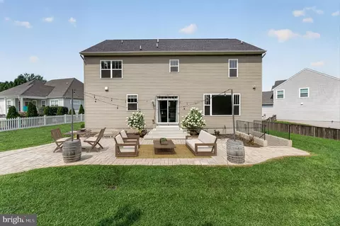 Exterior - 6805 Hawes Ct, Frederick, MD 21702 photo 4 of 6