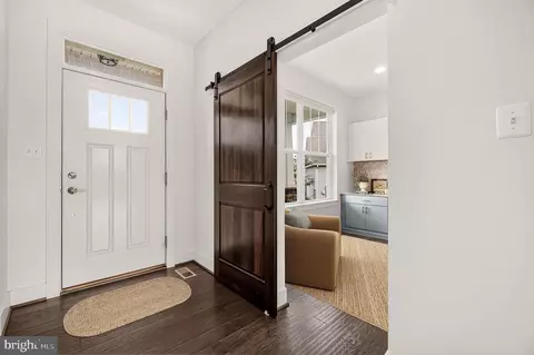 Entry Way - 6805 Hawes Ct, Frederick, MD 21702 photo 1 of 7