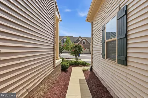 Entry Way - 6134 Dock St, Frederick, MD 21703 photo 20 of 20