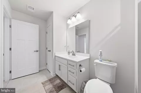 Entry Way - 6134 Dock St, Frederick, MD 21703 photo 19 of 20
