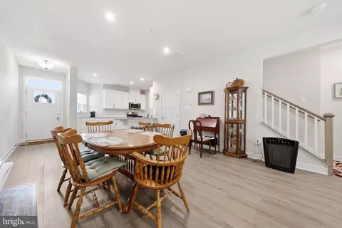 Entry Way - 6134 Dock St, Frederick, MD 21703 photo 11 of 20