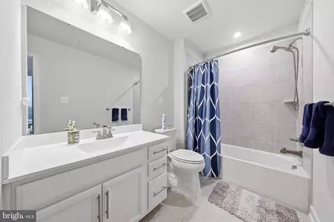 Bath - 6134 Dock St, Frederick, MD 21703 photo 1 of 1