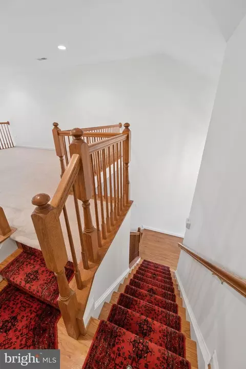 Entry Way - 2605 Mill Race Rd, Frederick, MD 21701 photo 14 of 20