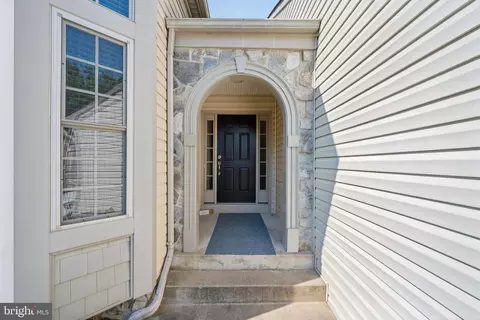 Entry Way - 2605 Mill Race Rd, Frederick, MD 21701 photo 1 of 20