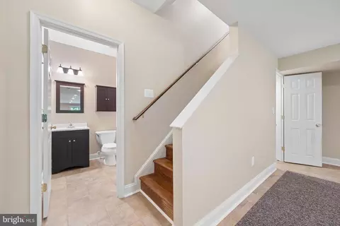 Entry Way - 2605 Mill Race Rd, Frederick, MD 21701 photo 18 of 20