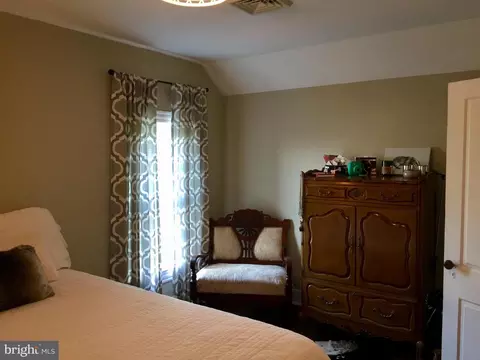 Bedroom - 218 E 6th St E, Frederick, MD 21701 photo 3 of 4