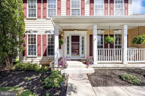 Exterior - 1723 Wheyfield Dr, Frederick, MD 21701 photo 2 of 9