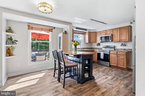 Kitchen - 4209 Garnet Dr, Middletown, MD 21769 photo 2 of 4