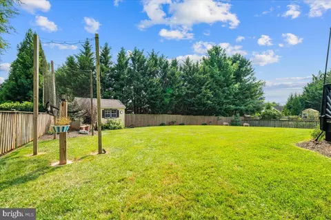 Exterior - 4209 Garnet Dr, Middletown, MD 21769 photo 7 of 10