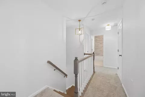 Entry Way - 1016 Dulaney Mill Dr, Frederick, MD 21702 photo 13 of 18