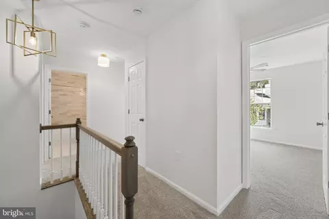 Entry Way - 1016 Dulaney Mill Dr, Frederick, MD 21702 photo 14 of 18