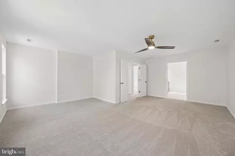 Bedroom - 1016 Dulaney Mill Dr, Frederick, MD 21702 photo 2 of 5