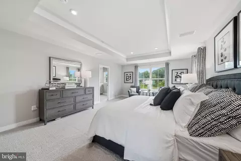 Bedroom - 7319 Dolomite Rd, Frederick, MD 21701 photo 2 of 7