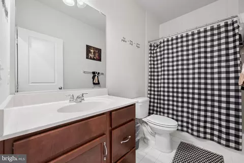 Bath - 8511 Bald Eagle Ln, Frederick, MD 21704 photo 1 of 1