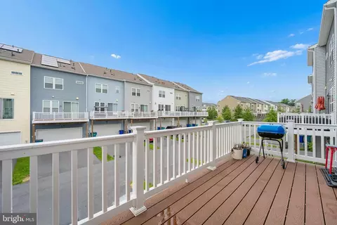 Exterior - 8511 Bald Eagle Ln, Frederick, MD 21704 photo 2 of 13