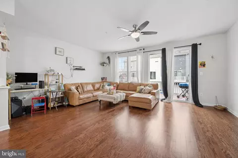 Living - 8511 Bald Eagle Ln, Frederick, MD 21704 photo 1 of 3