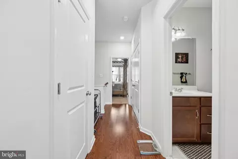 Entry Way - 8511 Bald Eagle Ln, Frederick, MD 21704 photo 12 of 14