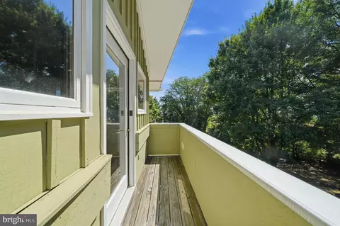 Exterior - 6303 Winpenny Dr, Frederick, MD 21702 photo 11 of 15