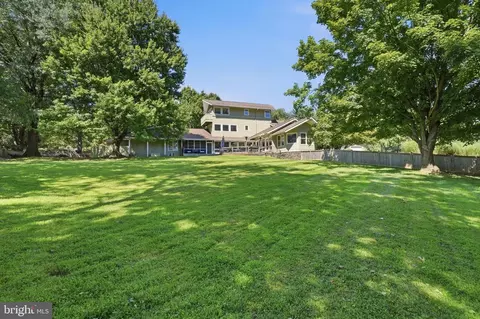 Exterior - 6303 Winpenny Dr, Frederick, MD 21702 photo 9 of 15