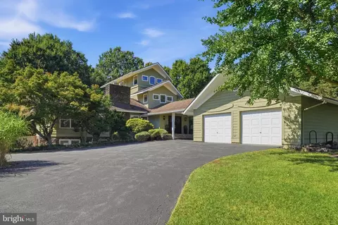Exterior - 6303 Winpenny Dr, Frederick, MD 21702 photo 1 of 15
