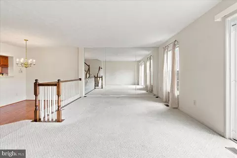 Living - 511 Sugarbush Cir, Frederick, MD 21703 photo 1 of 4