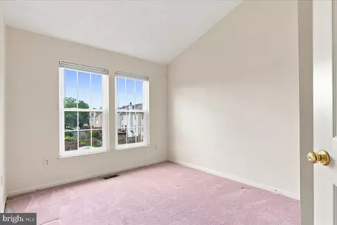 Bedroom - 511 Sugarbush Cir, Frederick, MD 21703 photo 2 of 4