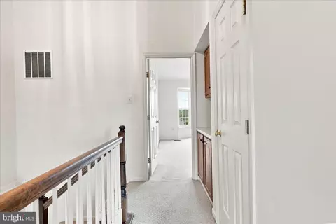 Entry Way - 511 Sugarbush Cir, Frederick, MD 21703 photo 5 of 7
