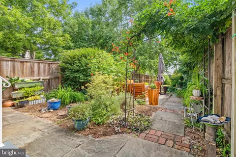 Exterior - 336 E 3rd St, Frederick, MD 21701 photo 7 of 14