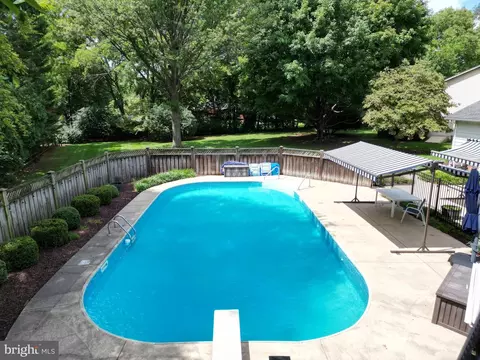 Exterior - 8102 Claiborne Ct, Frederick, MD 21702 photo 7 of 20