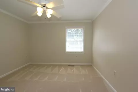 Bedroom - 8102 Claiborne Ct, Frederick, MD 21702 photo 5 of 6