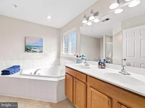 Bath - 2124 Caisson Rd, Frederick, MD 21702 photo 1 of 3