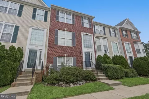 Exterior - 1904 Fieldstone Way, Frederick, MD 21702 photo 7 of 8