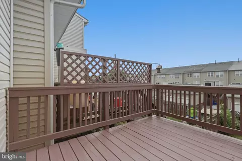 Exterior - 1904 Fieldstone Way, Frederick, MD 21702 photo 2 of 8