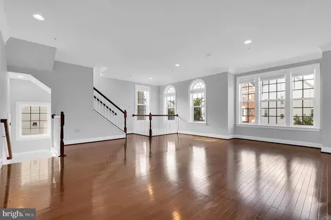 Living - 9651 Bothwell Ln, Frederick, MD 21704 photo 6 of 9