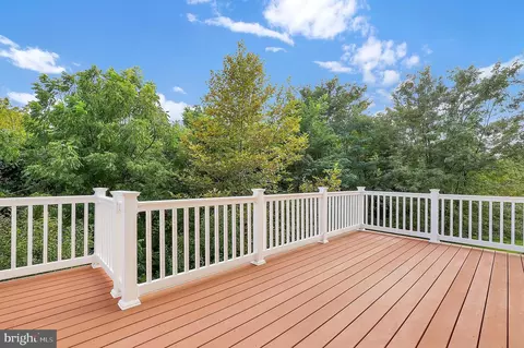Exterior - 9651 Bothwell Ln, Frederick, MD 21704 photo 3 of 8