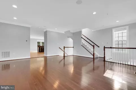 Living - 9651 Bothwell Ln, Frederick, MD 21704 photo 8 of 9