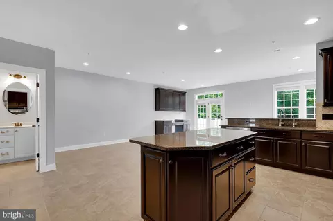 Entry Way - 9651 Bothwell Ln, Frederick, MD 21704 photo 4 of 5
