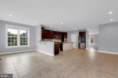 Living - 9651 Bothwell Ln, Frederick, MD 21704 photo 9 of 9