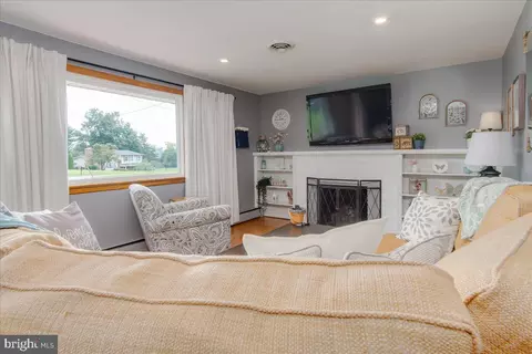Living - 7910 Longmeadow Dr, Frederick, MD 21701 photo 3 of 3