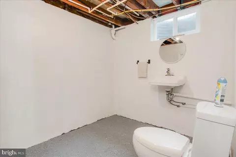 Bath - 7910 Longmeadow Dr, Frederick, MD 21701 photo 3 of 3