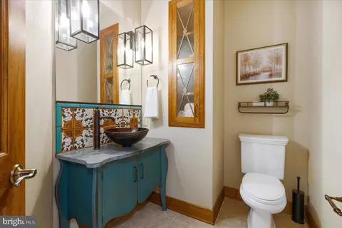 Bath - 7355 Kehne Rd, Frederick, MD 21702 photo 1 of 6