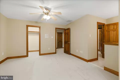 Bedroom - 7355 Kehne Rd, Frederick, MD 21702 photo 10 of 10