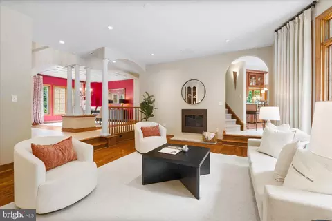 Living - 7355 Kehne Rd, Frederick, MD 21702 photo 3 of 7