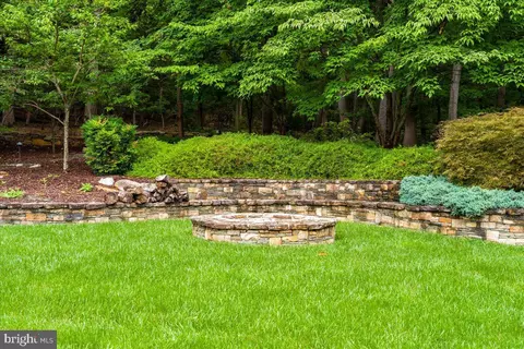 Exterior - 7355 Kehne Rd, Frederick, MD 21702 photo 10 of 33