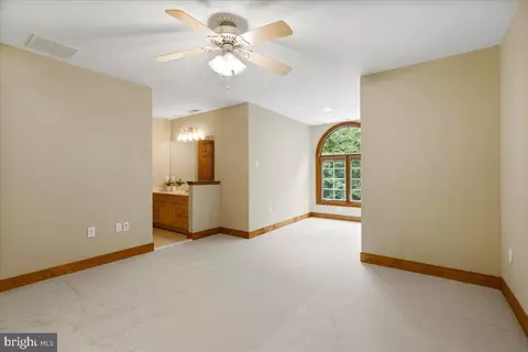 Bedroom - 7355 Kehne Rd, Frederick, MD 21702 photo 9 of 10