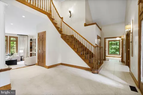 Entry Way - 7355 Kehne Rd, Frederick, MD 21702 photo 2 of 9
