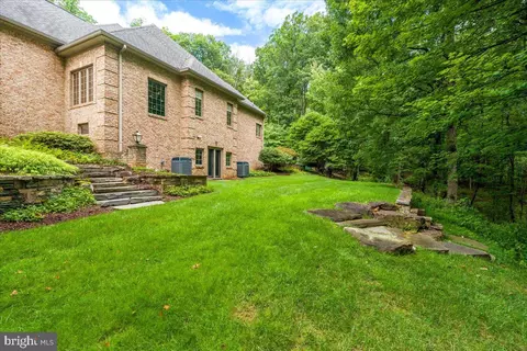 Exterior - 7355 Kehne Rd, Frederick, MD 21702 photo 17 of 33